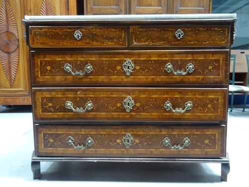 Cassettone lastronato - , e